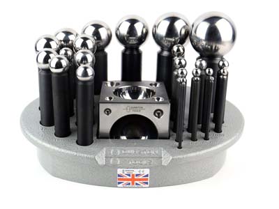 Durston 26 Piece Doming Set Including Block And Carry Case
