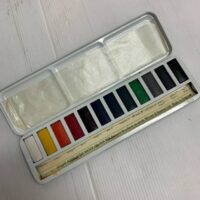 Unused Vintage Scholastic 0t12w Watercolour Paint Set In Metal Tin, Made In England Winsor & Newton