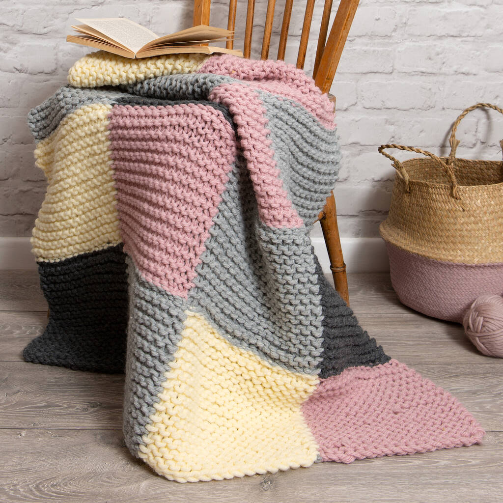 Beginners Chequered Blanket Knitting Kit