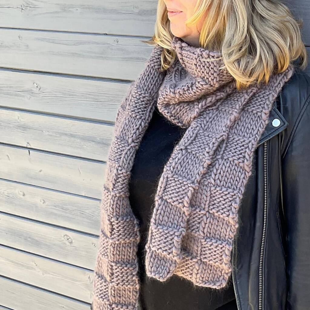 Checkmate Scarf 100% Merino Knitting Kit