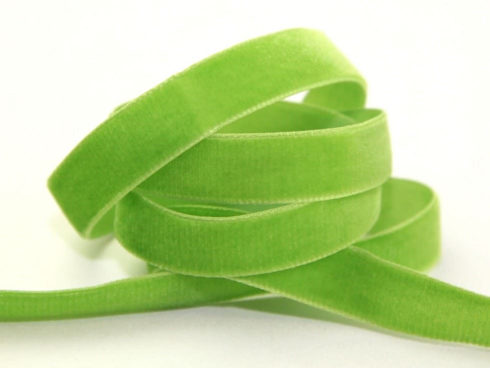 Berisfords Velvet Ribbon Mini Roll 9611 Reseda